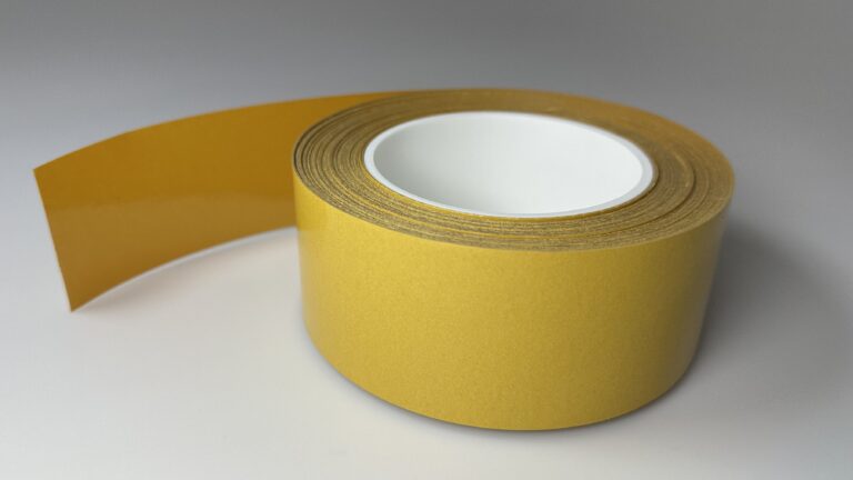 Taśma do mocowania matryc na gorąco